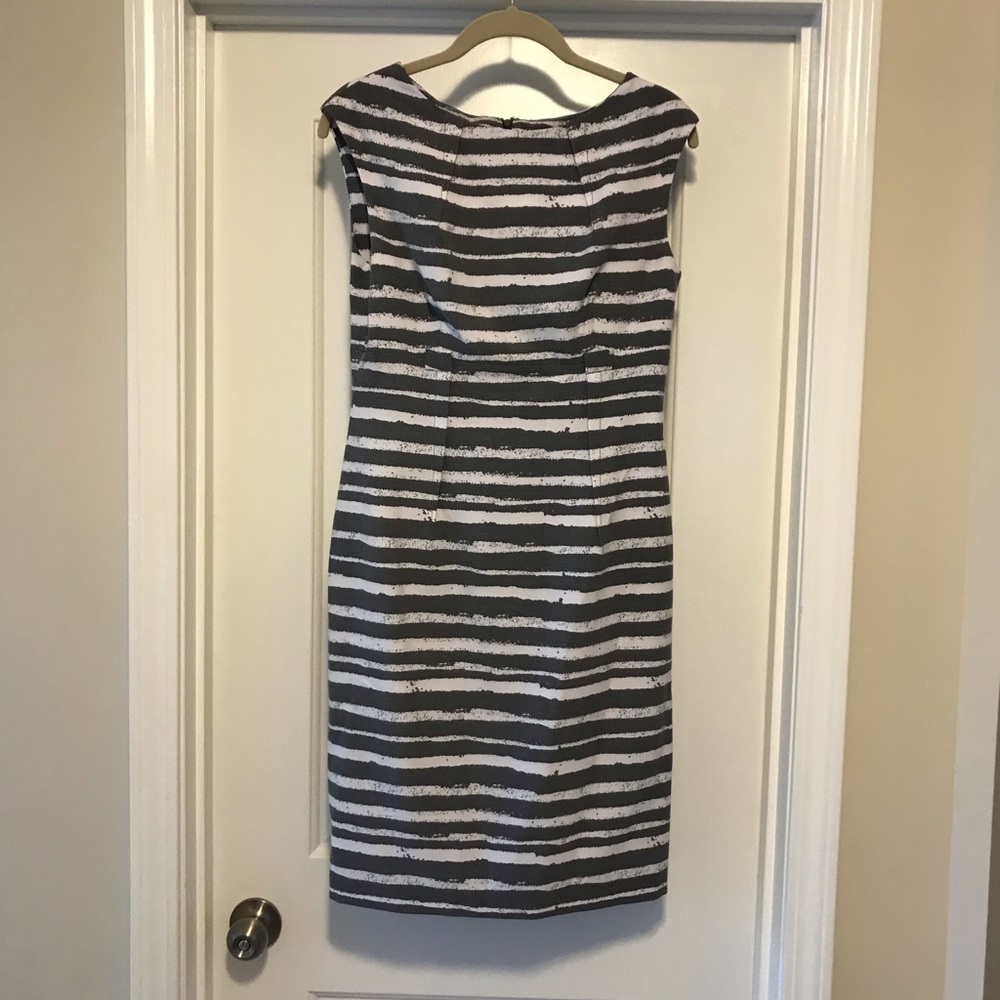 Ellen Tracy gray and white dress